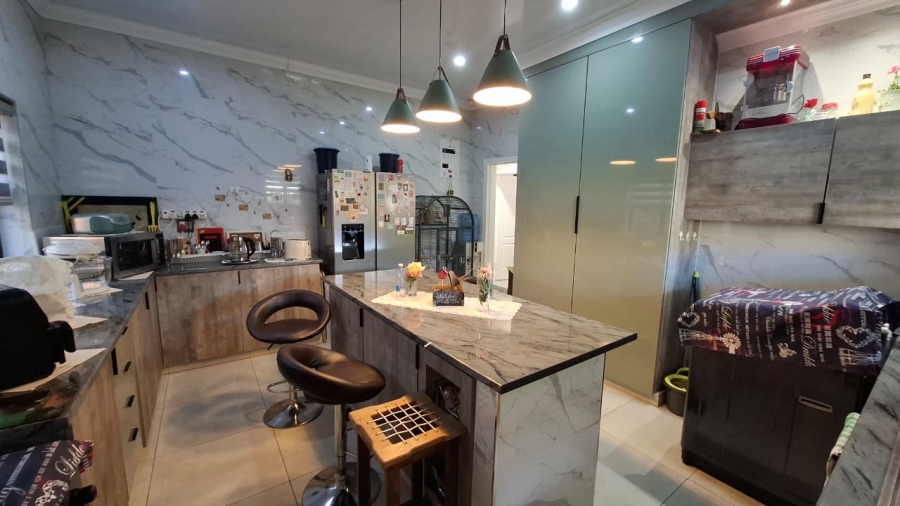 3 Bedroom Property for Sale in Elandia North West